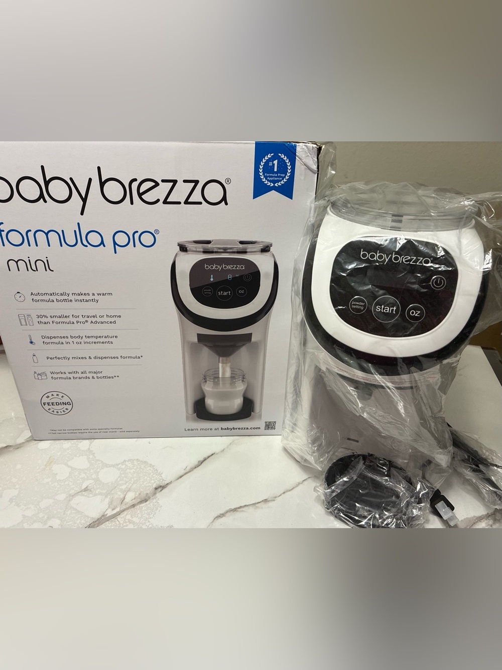 Baby Brezza Formula Pro Mini- White & Black Automatic Bottle Maker